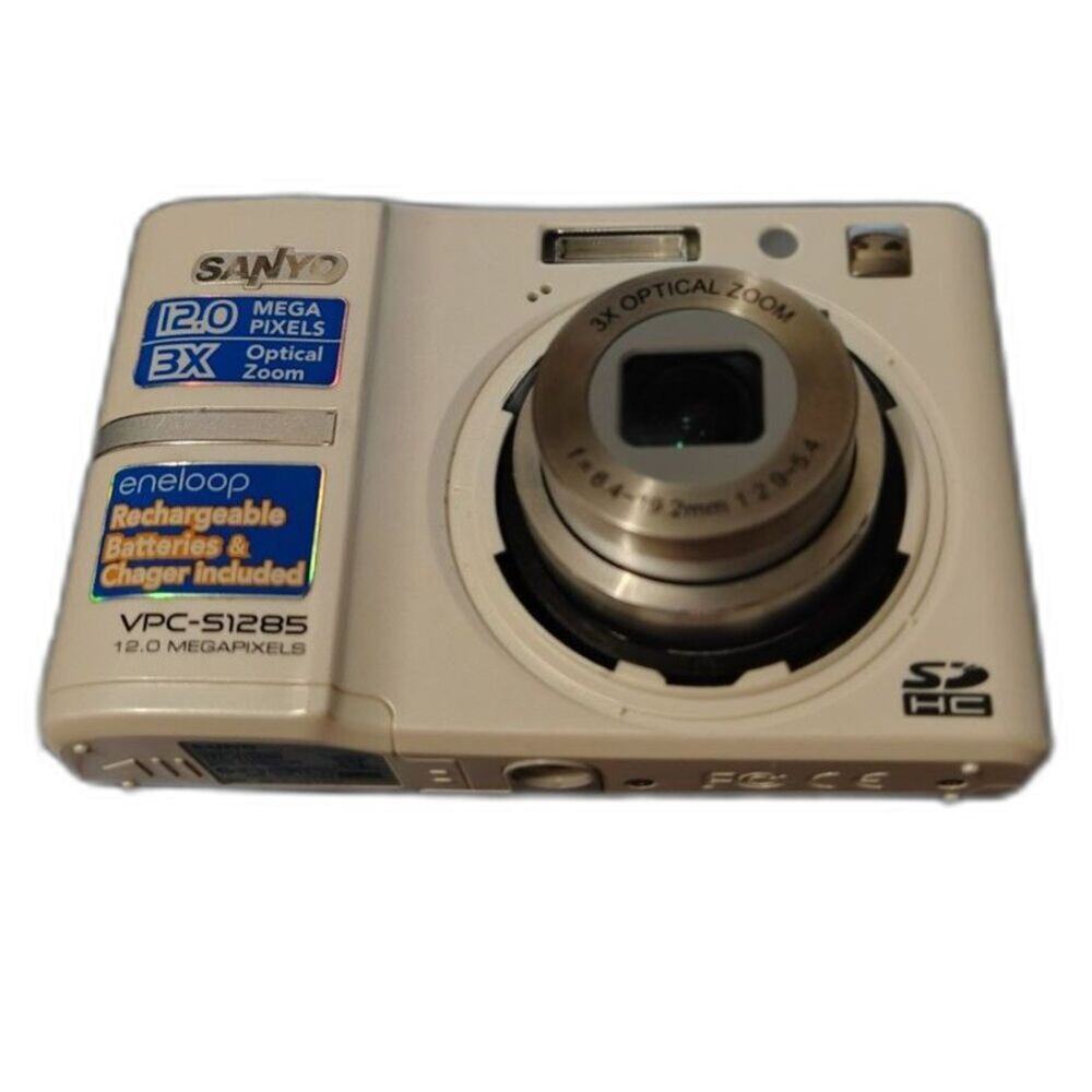 Vintage Sanyo Digital Camera 12 0 MP Model VPC S1285 White In Box Like New